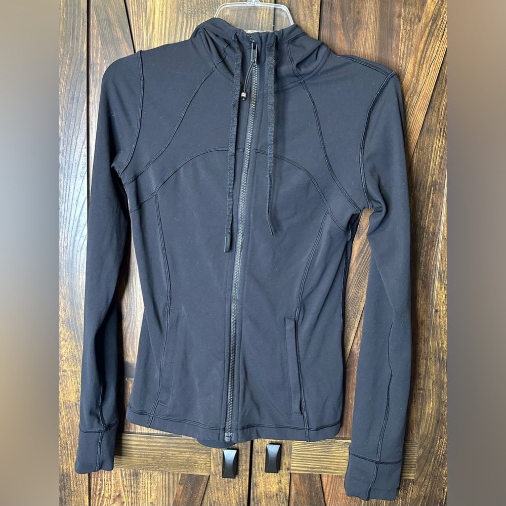 Lululemon Hooded Define Jacket *Nulu EUC - Picture 3 of 8